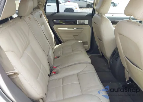 2010 Lincoln Mkx z USA, uszkodzony, nr VIN 2LMDJ6JC0ABJ28474